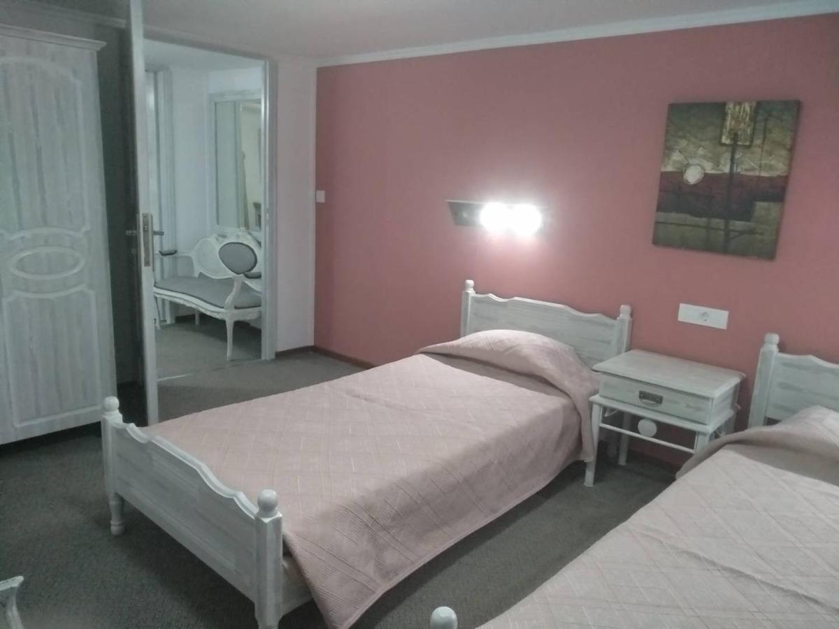 Vokamvilia Apartment & Studio Close To The Sea Plános 외부 사진